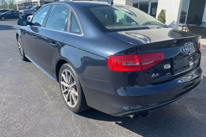 2015 Audi A4 2.0T Premium Quattro photo 1