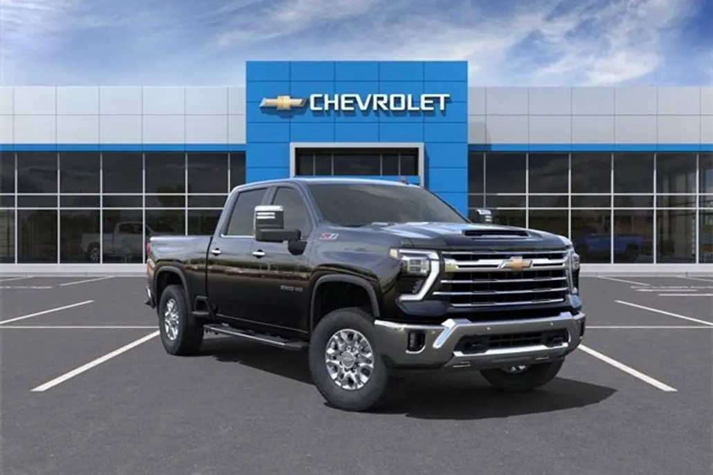 2025 Chevrolet Silverado 3500HD LTZ photo 1