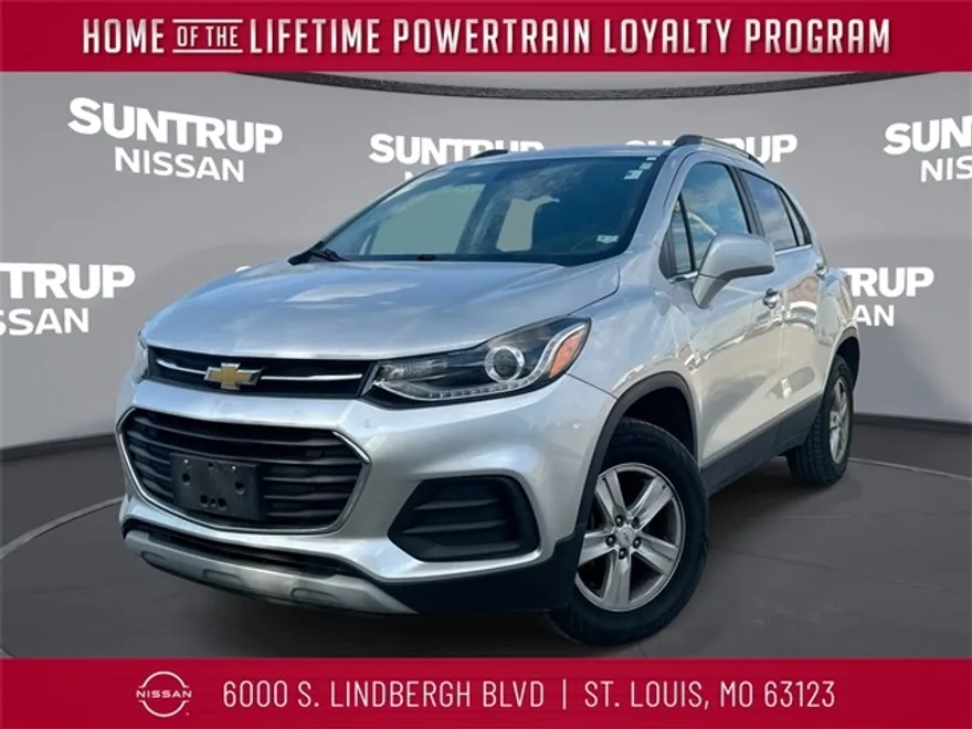2017 Chevrolet Trax LT photo 1