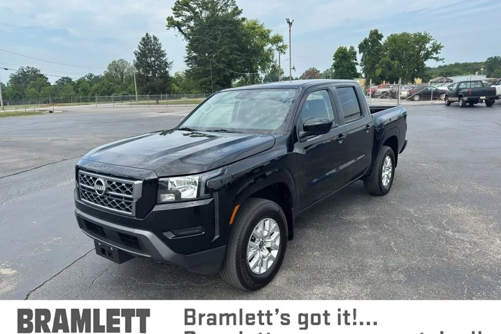 2023 Nissan Frontier SV photo 1