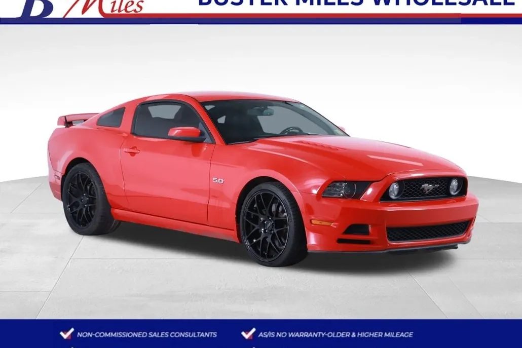 2013 Ford Mustang GT Premium photo 1