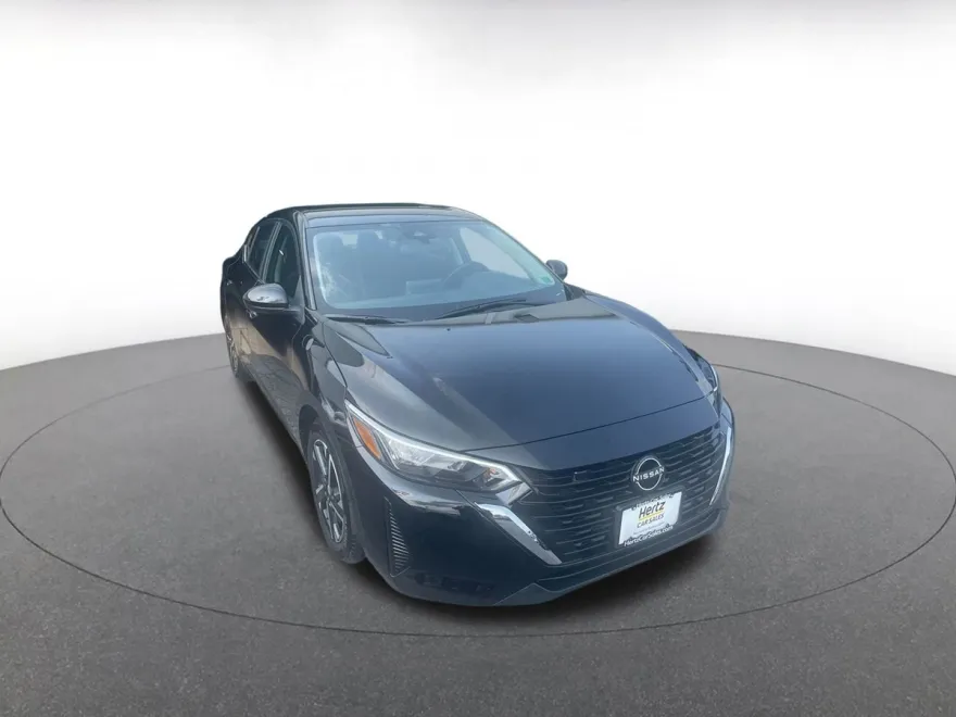 2024 Nissan Sentra SV photo 1