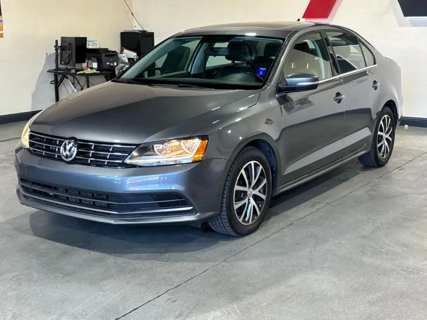 2018 Volkswagen Jetta SE Wolfsburg Edition photo 1