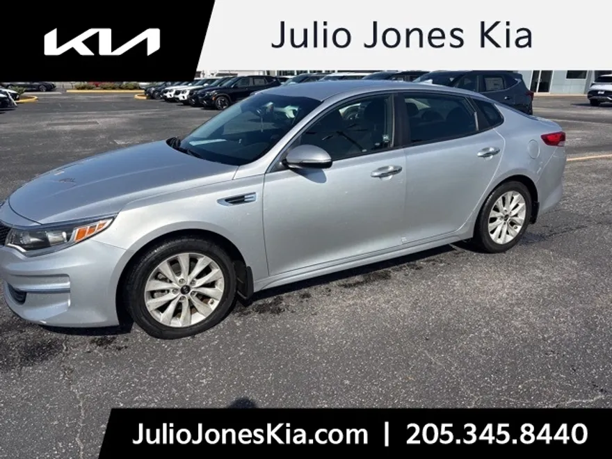2018 Kia Optima LX photo 1