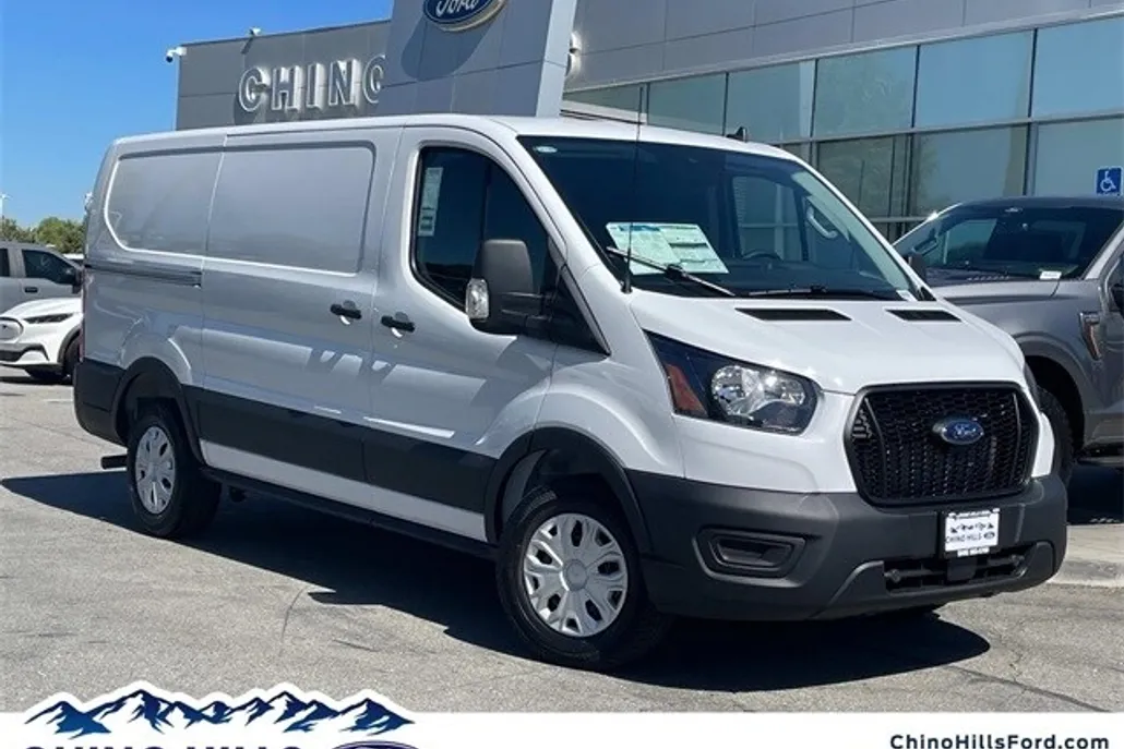 2025 Ford Transit photo 1