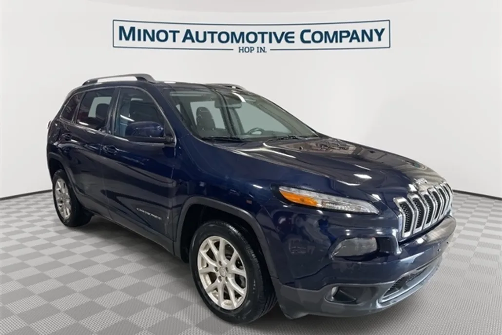 2015 Jeep Cherokee Latitude photo 1