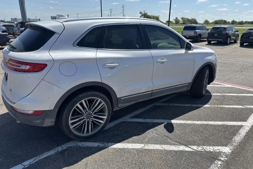 2016 Lincoln MKC Reserve photo 1
