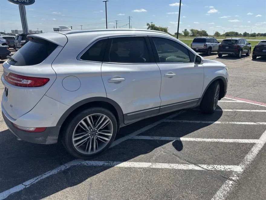 2016 Lincoln MKC Reserve photo 1