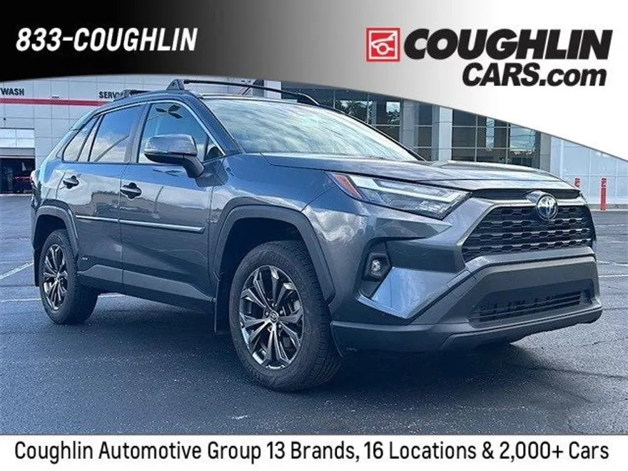 2022 Toyota RAV4 Hybrid XLE Premium photo 1