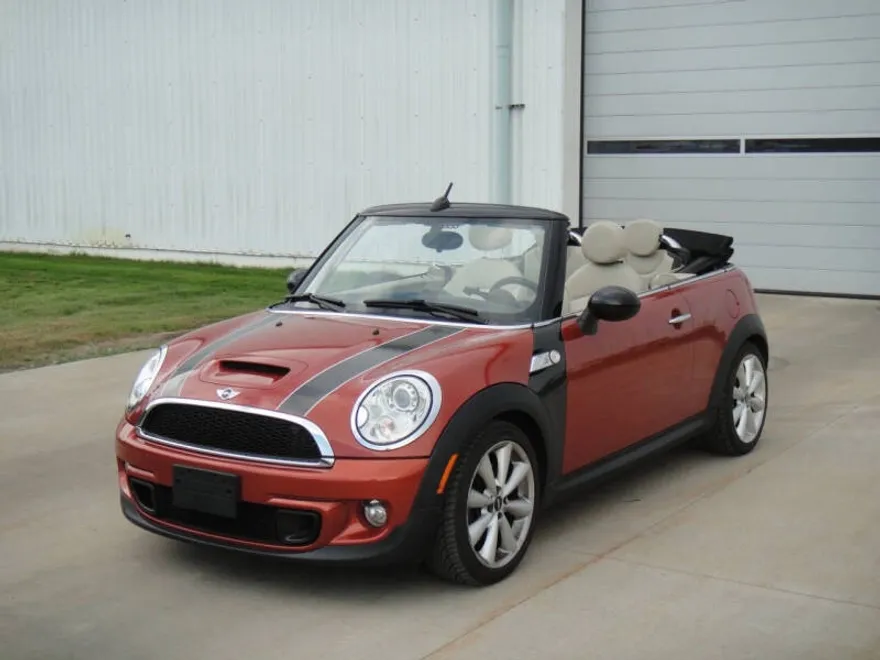 2012 Mini Cooper Convertible S photo 1