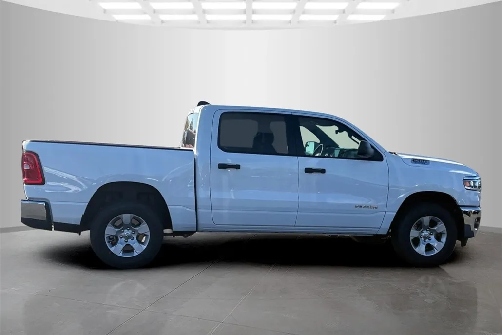 2025 Ram 1500 Big Horn photo 1