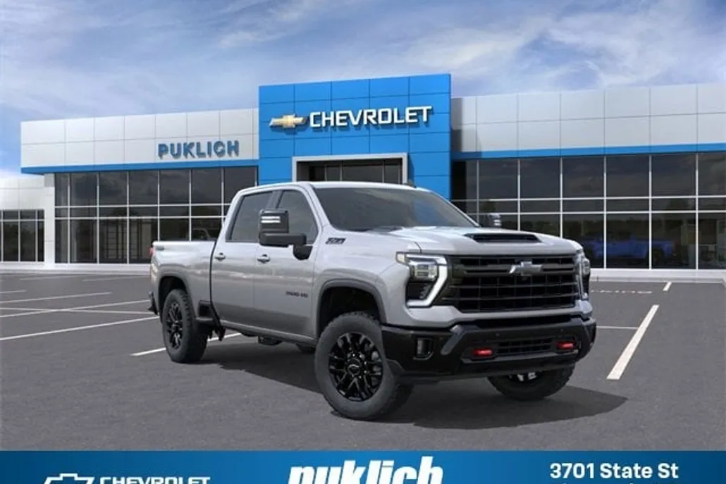2026 Chevrolet Silverado 3500HD LT photo 1