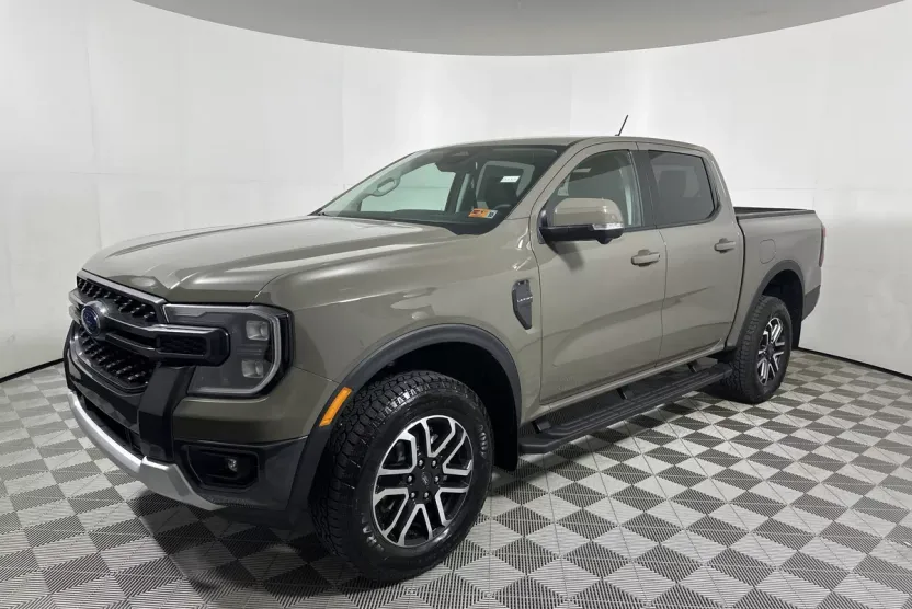 2025 Ford Ranger Lariat photo 1