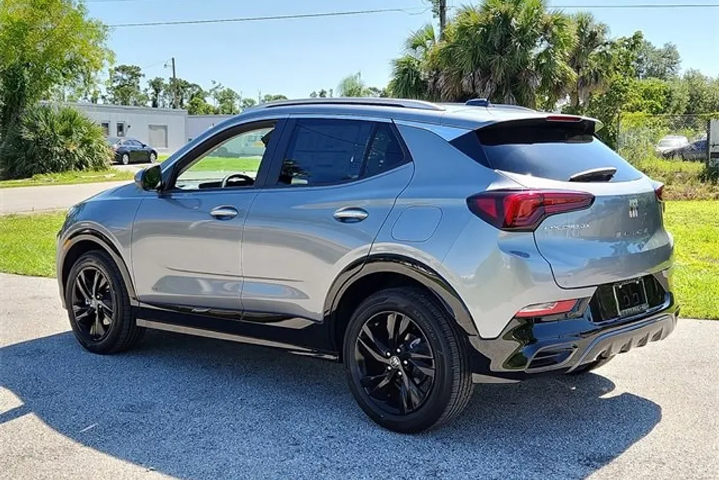 2026 Buick Encore GX Sport Touring photo 1