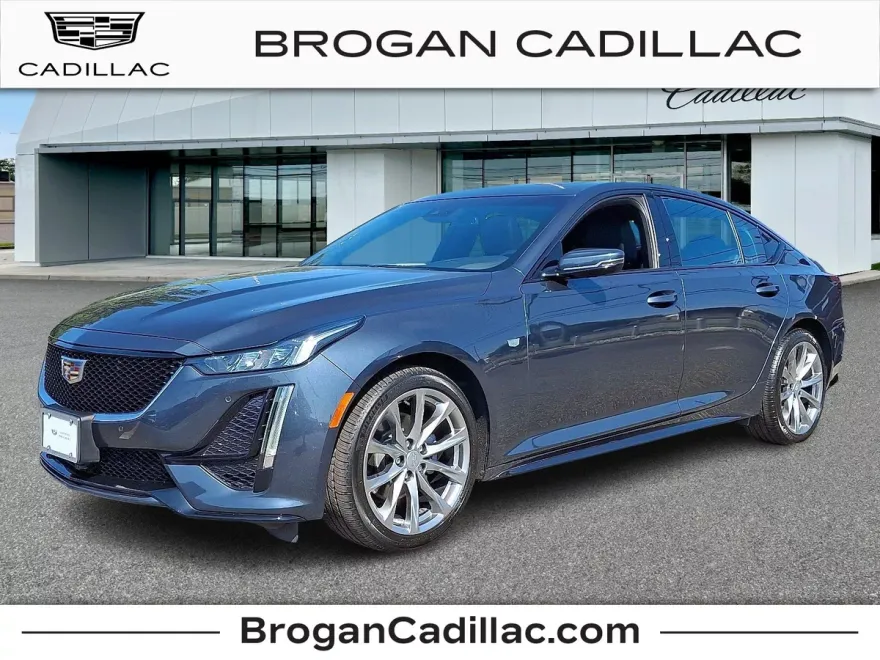 2022 Cadillac CT5 Sport photo 1
