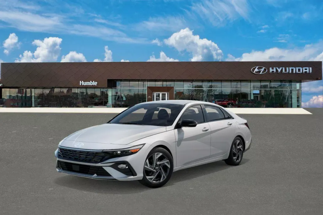 2025 Hyundai Elantra SEL Sport photo 1