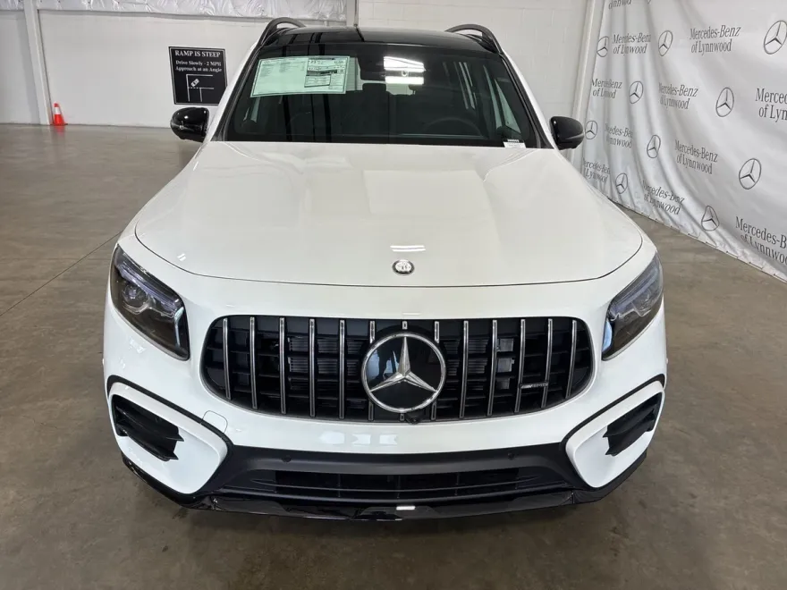2026 Mercedes Benz GLB 35 AMG photo 1