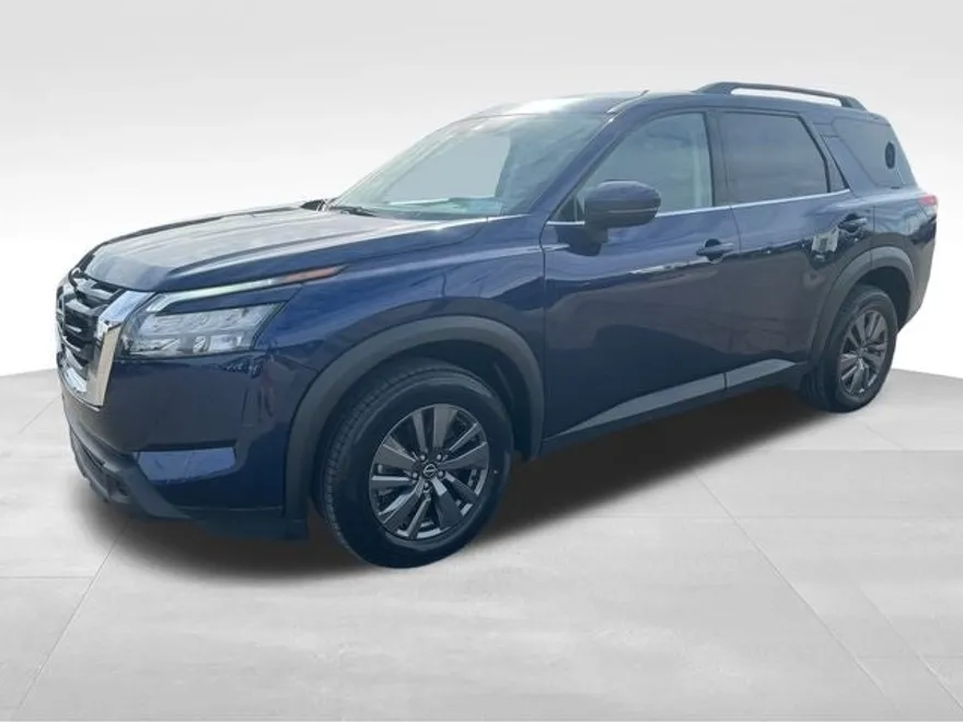 2024 Nissan Pathfinder SV photo 1