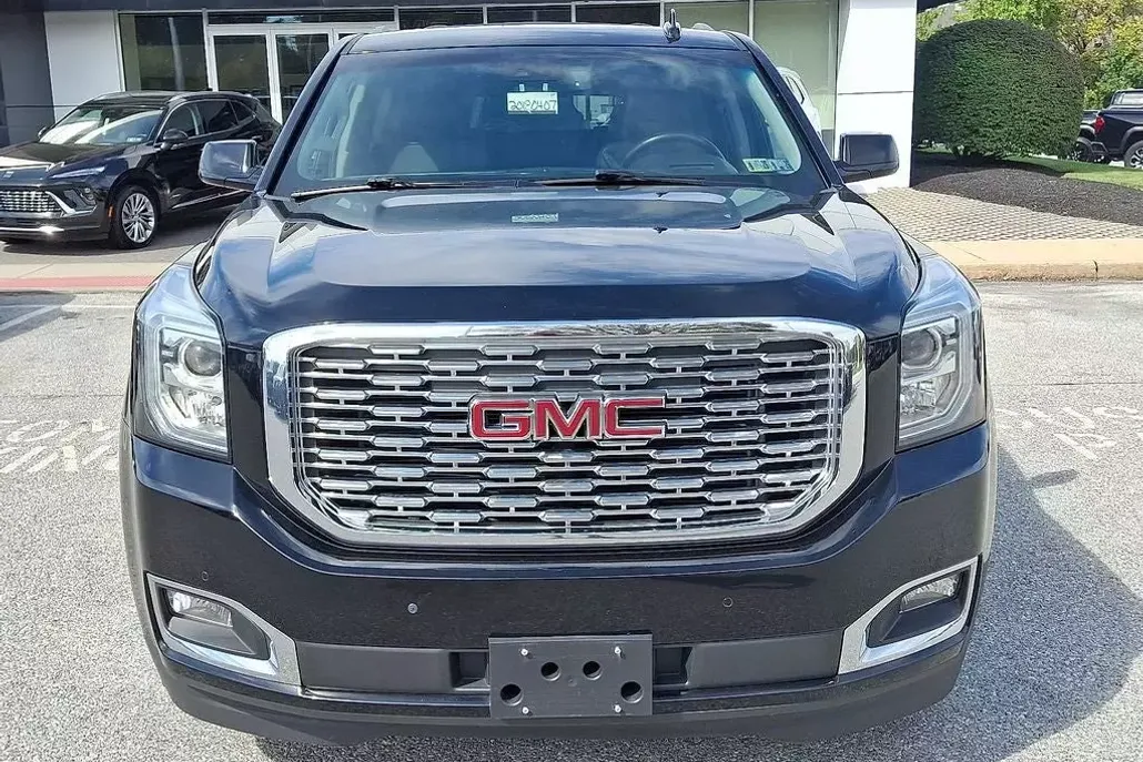 2018 Gmc Yukon XL Denali photo 1
