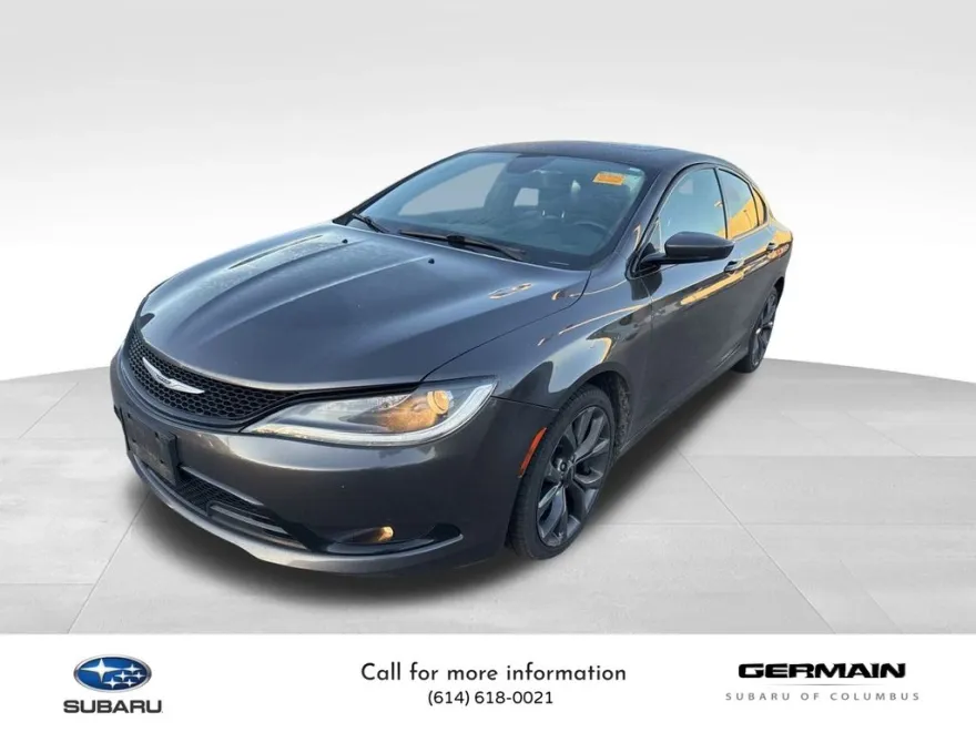 2015 Chrysler 200 S photo 1