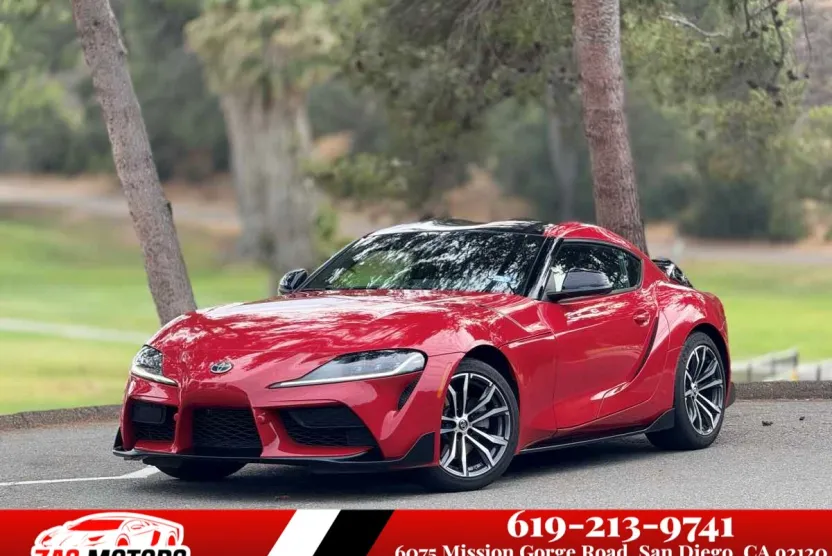 2022 Toyota Supra 2.0 photo 1