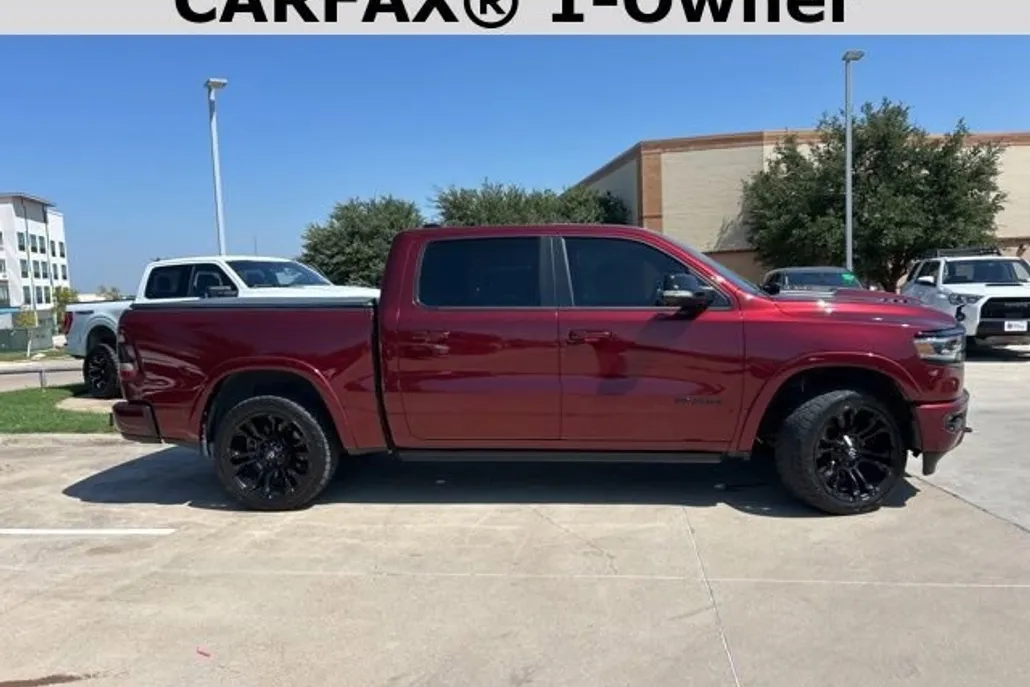 2022 Ram 1500 Limited photo 1