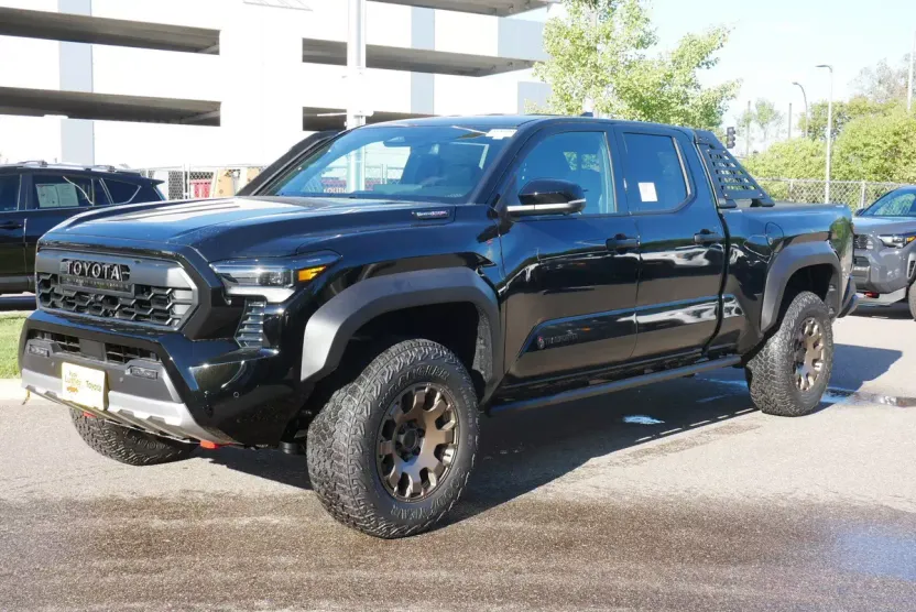 2025 Toyota Tacoma Trailhunter Double Cab photo 1