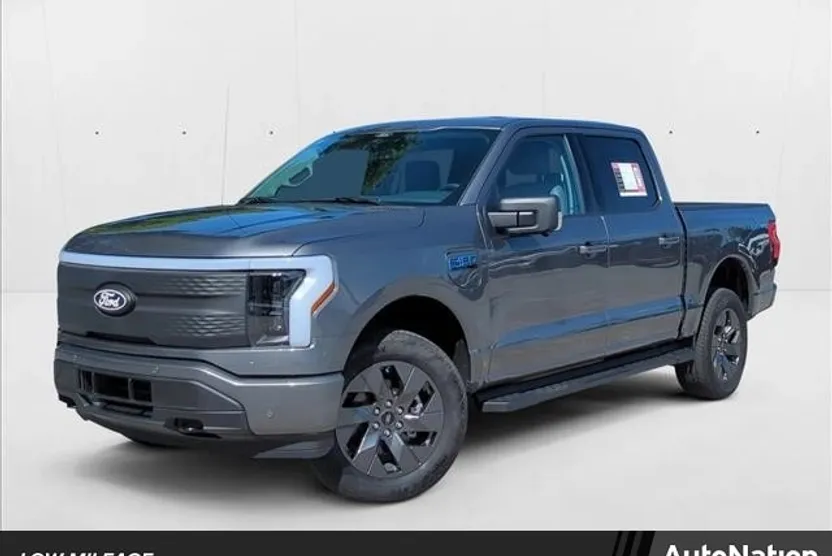 2025 Ford F-150 Lightning photo 1