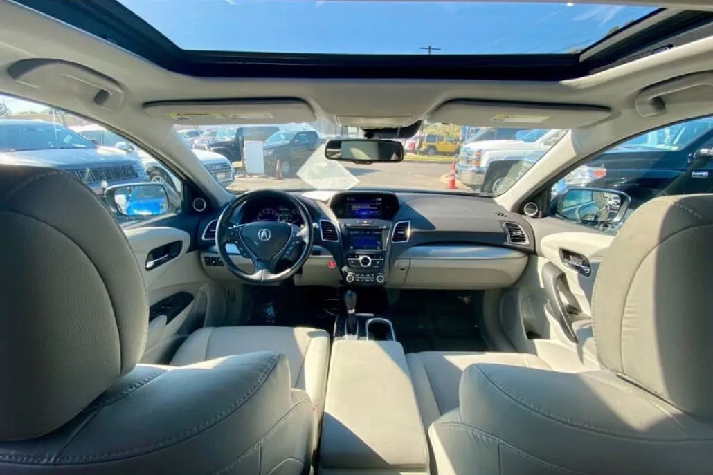 2016 Acura RDX Advance photo 1