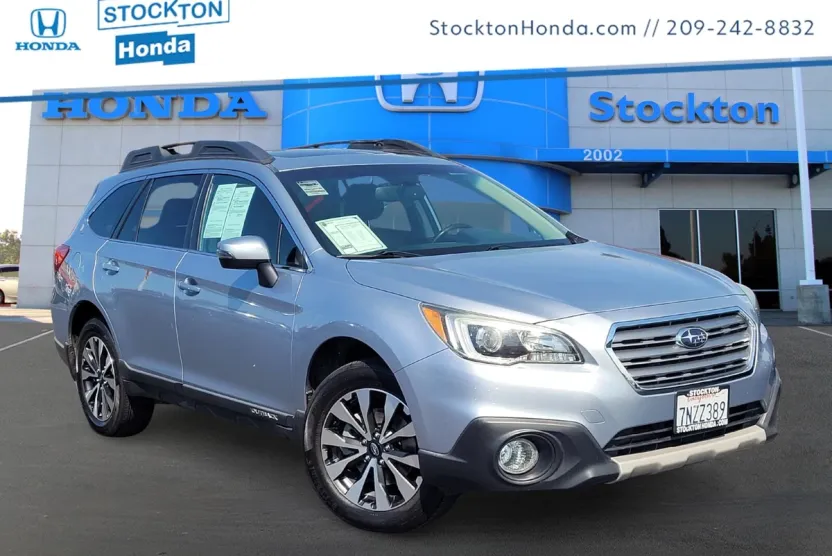 2016 Subaru Outback 3.6R Limited photo 1