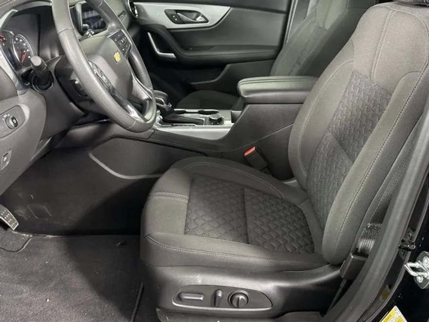 2022 Chevrolet Blazer 2LT photo 1