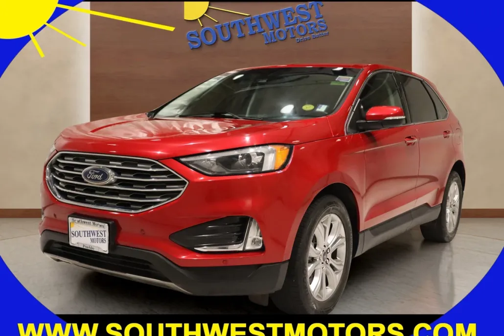 2022 Ford Edge Titanium photo 1