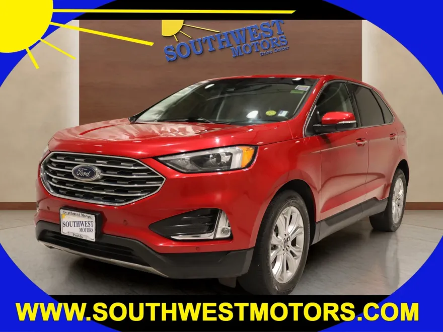 2022 Ford Edge Titanium photo 1