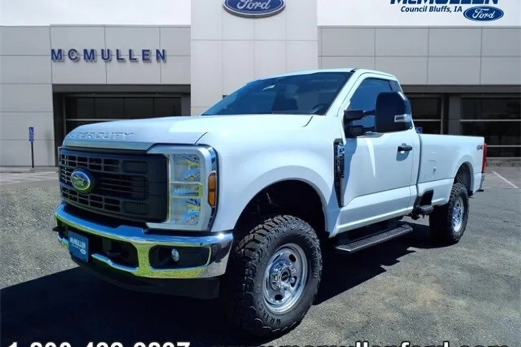 2025 Ford F-250 photo 1