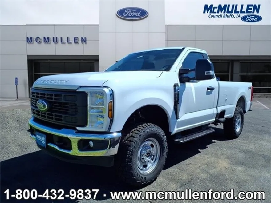 2025 Ford F-250 photo 1