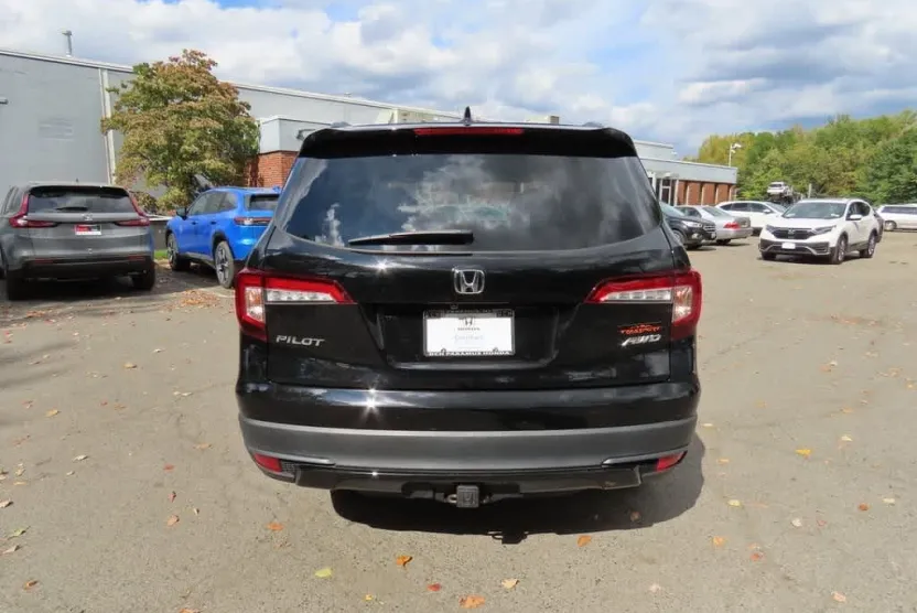 2022 Honda Pilot TrailSport photo 1