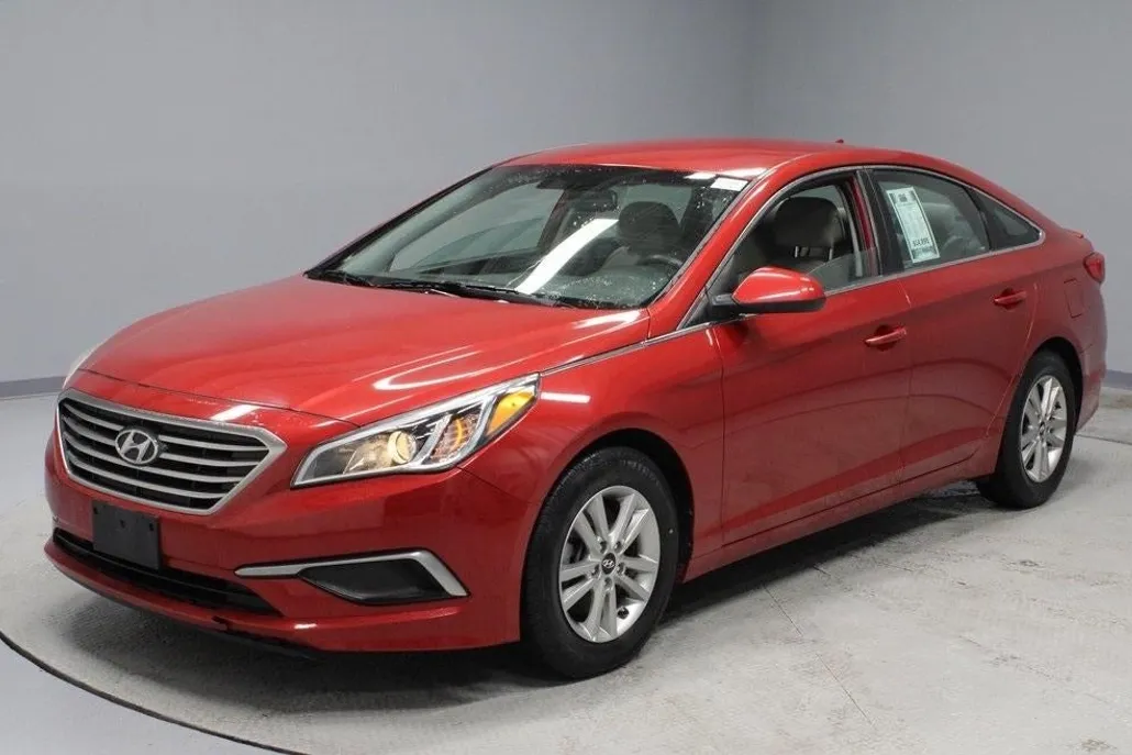2017 Hyundai Sonata Eco photo 1