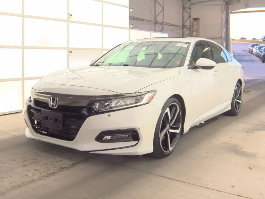 2019 Honda Accord Sport photo 1