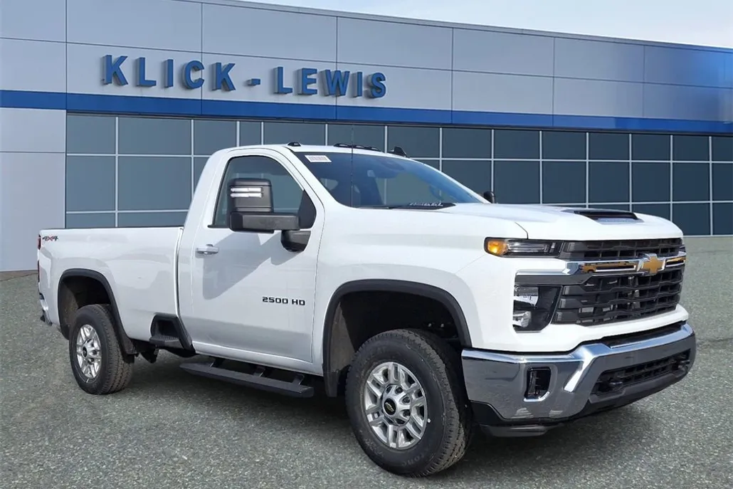 2025 Chevrolet Silverado 2500HD LT photo 1