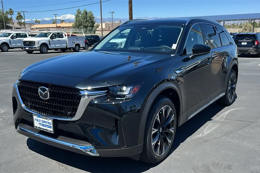 2024 Mazda CX-90 Premium photo 1