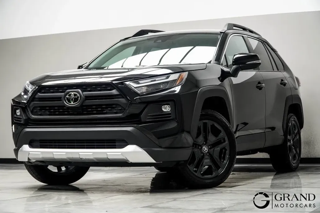 2023 Toyota RAV4 Adventure photo 1