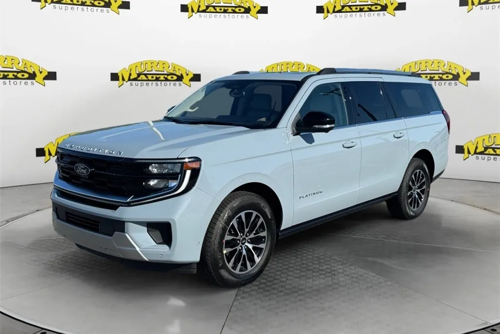 2025 Ford Expedition MAX Platinum photo 1