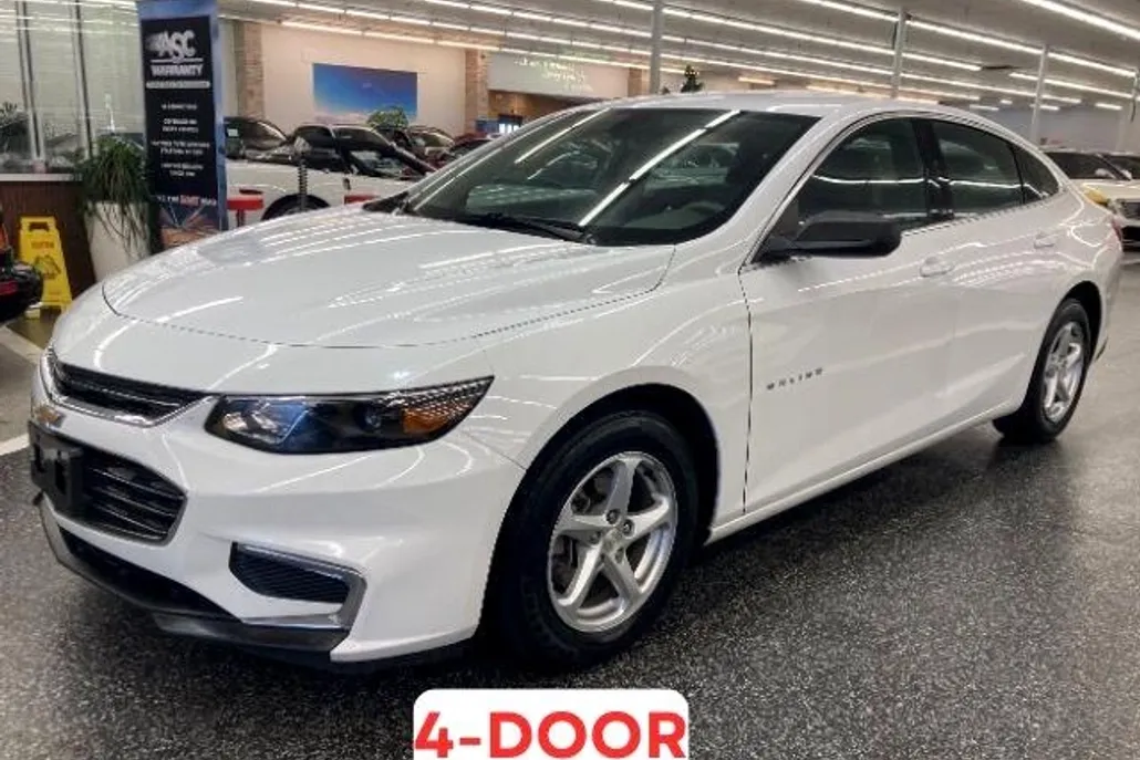 2018 Chevrolet Malibu photo 1