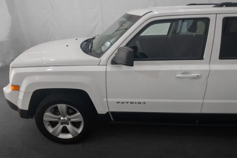 2012 Jeep Patriot Sport photo 1