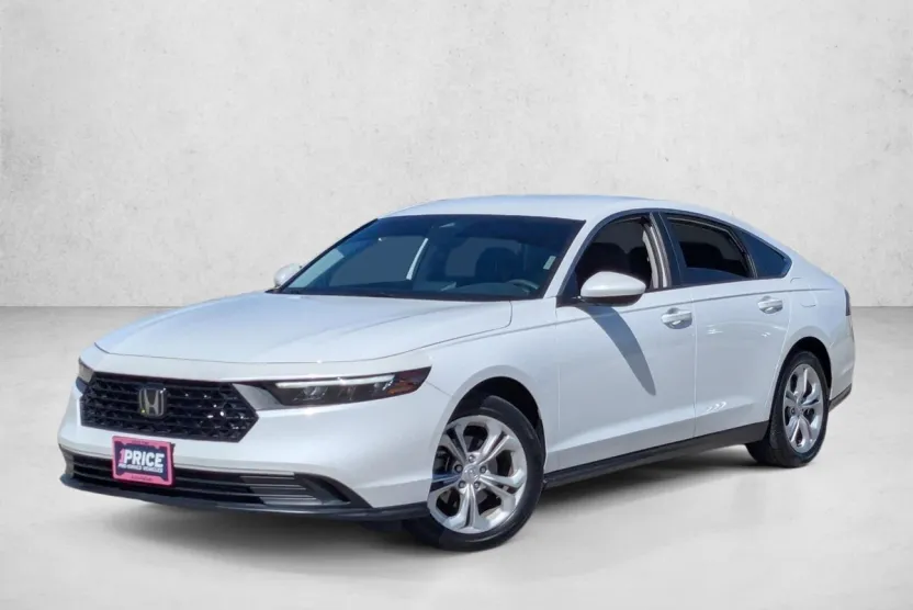2023 Honda Accord LX photo 1