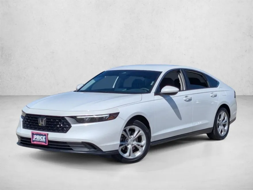 2023 Honda Accord LX photo 1
