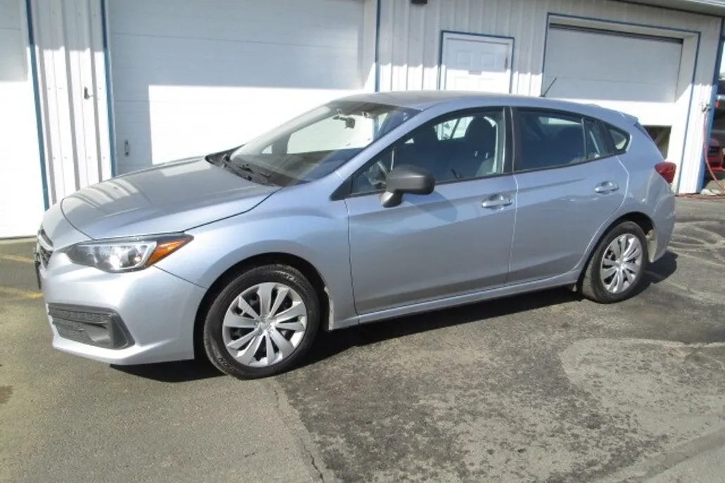 2022 Subaru Impreza Base photo 1