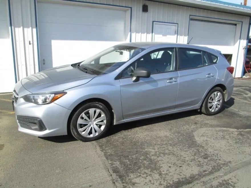 2022 Subaru Impreza Base photo 1