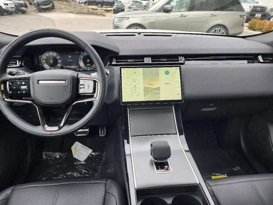 2025 Land Rover Range Rover Velar P250 Dynamic SE photo 1