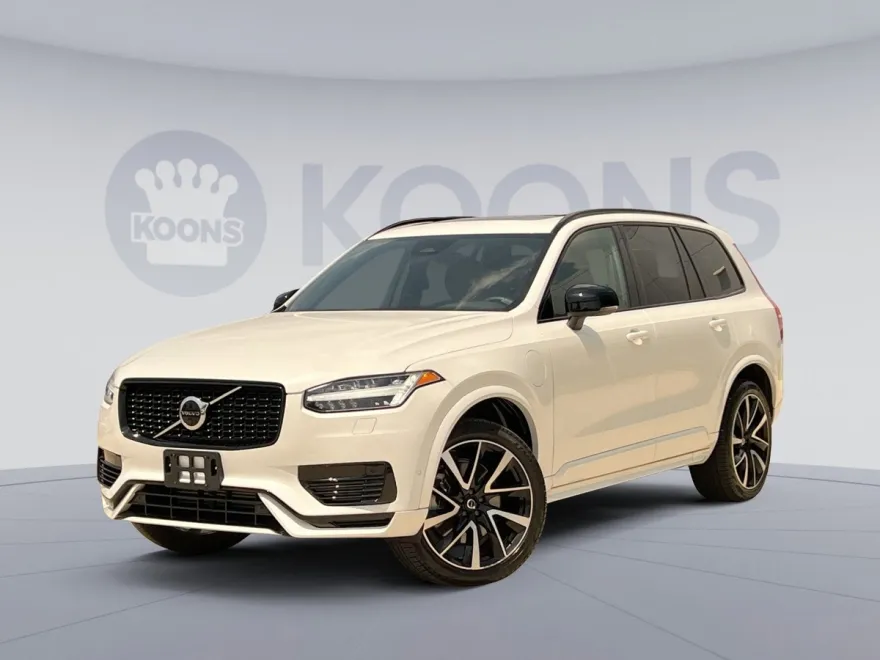 2023 Volvo XC90 Recharge T8 Plus photo 1